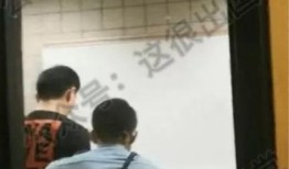 武汉住宅爆料事件视频最新,揭露楼顶违建背后的真相